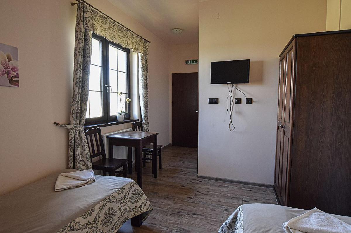 Bed and Breakfast Osrodek Bialy Lew Wojciechow  Exterior foto