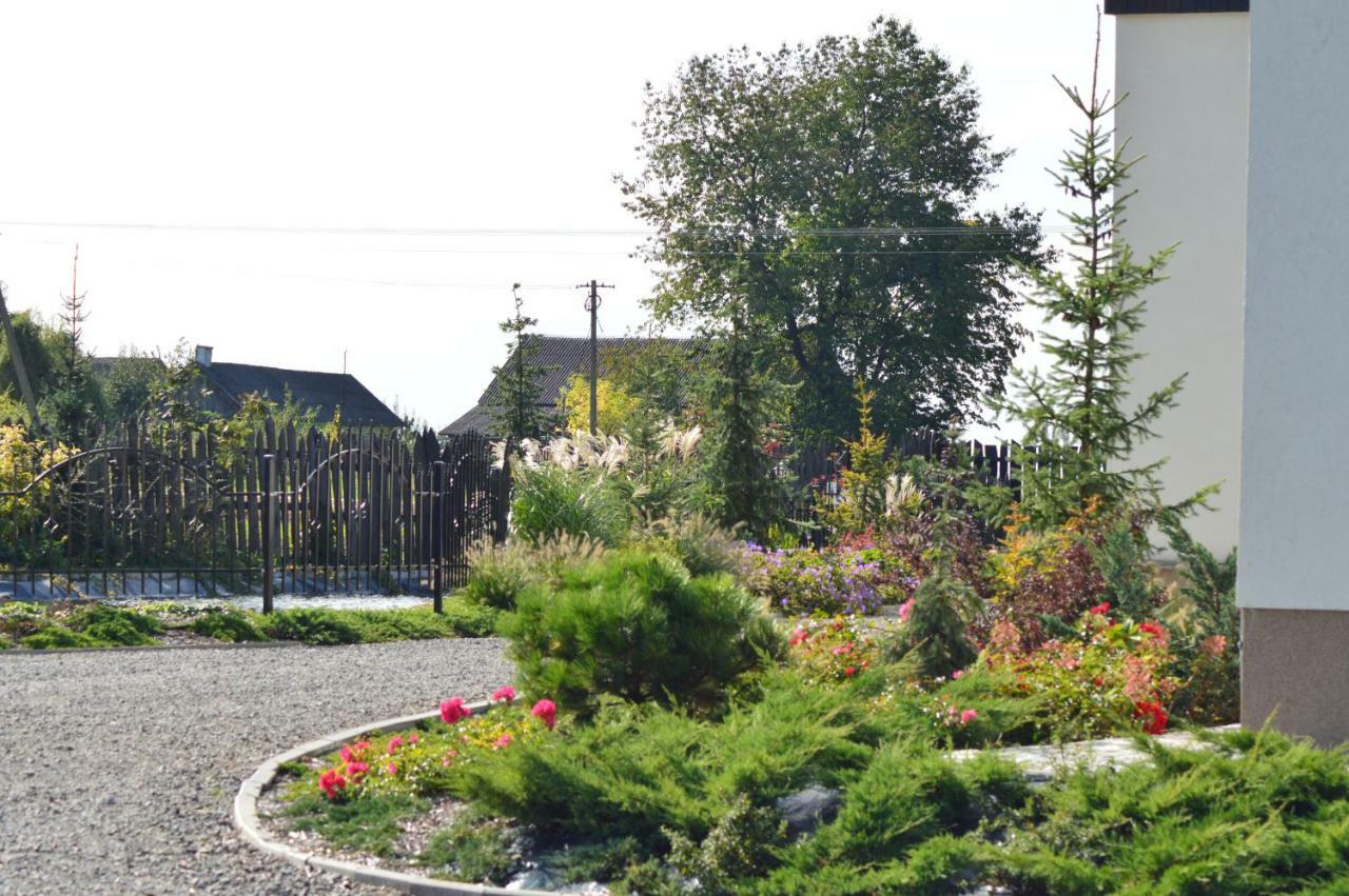 Bed and Breakfast Osrodek Bialy Lew Wojciechow  Exterior foto